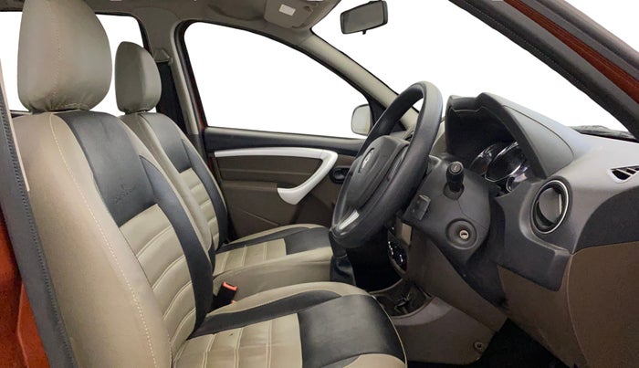 2017 Renault Duster RXL PETROL, CNG, Manual, 26,729 km, Right Side Front Door Cabin