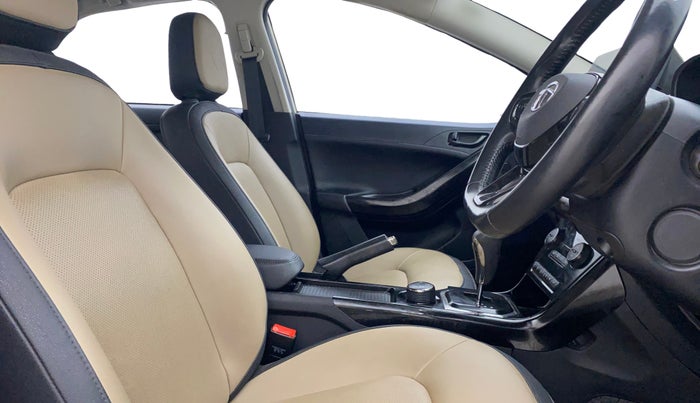 2022 Tata NEXON XZA PLUS (PREMIUM) KAZIRANGA DIESEL, Diesel, Automatic, 68,688 km, Right Side Front Door Cabin