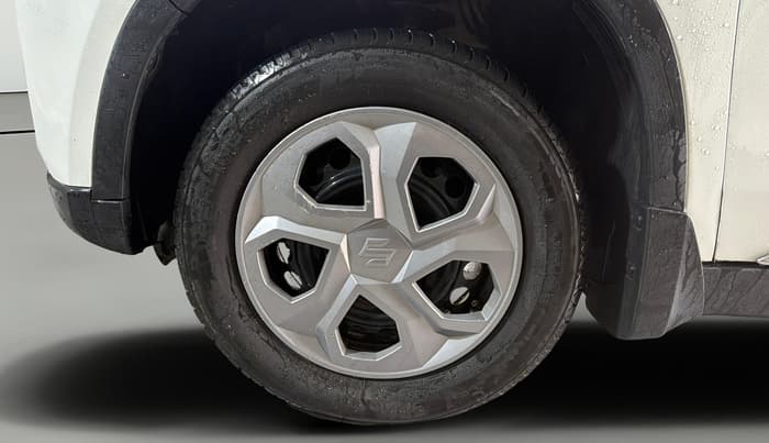 2021 Maruti Vitara Brezza VXI, Petrol, Manual, 96,997 km, Left Front Wheel