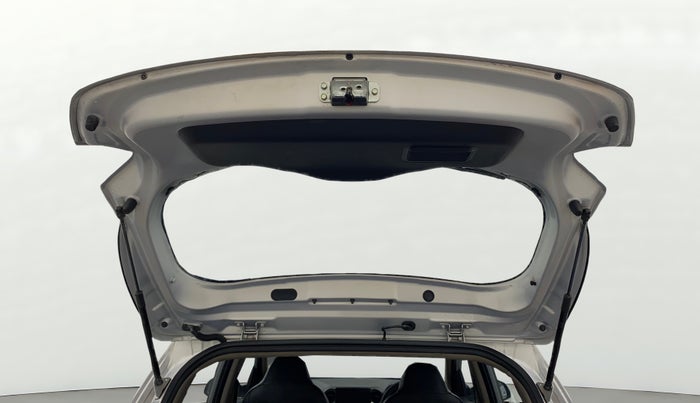 2016 Hyundai Grand i10 ASTA (O) AT 1.2 KAPPA VTVT, Petrol, Automatic, 50,366 km, Boot Door Open