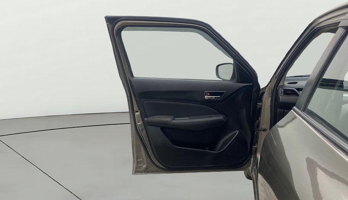 2022 Maruti Swift VXI, Petrol, Manual, 33,975 km, LHS Front Door