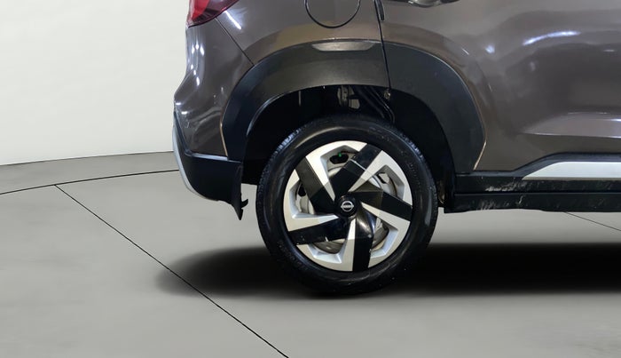 2022 Nissan MAGNITE XE, Petrol, Manual, 82,451 km, Right Rear Wheel