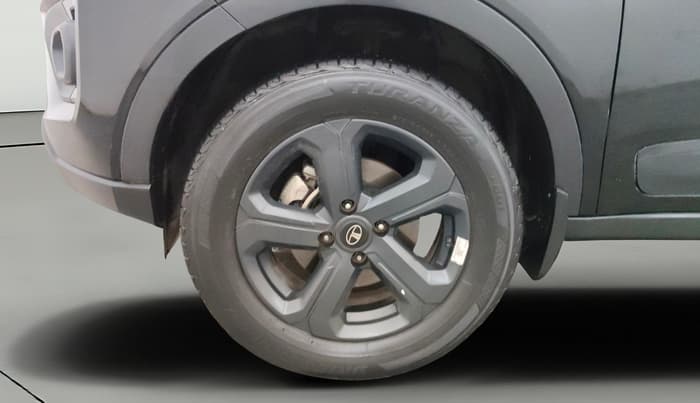 2022 Tata NEXON XZA PLUS (O) PETROL DARK EDITION, Petrol, Automatic, 76,606 km, Left Front Wheel