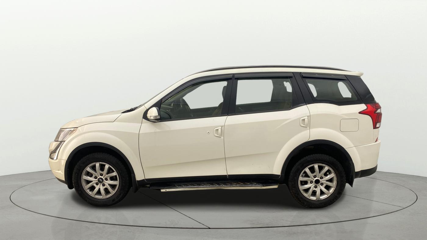 2018 Mahindra XUV500 W9 AT, Diesel, Automatic, 99,055 km, Left Side