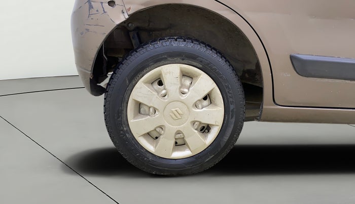 2013 Maruti Wagon R 1.0 LXI, Petrol, Manual, 36,949 km, Right Rear Wheel