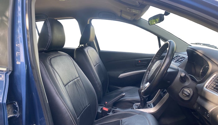 2021 Maruti S Cross SIGMA 1.5, Petrol, Manual, 36,559 km, Right Side Front Door Cabin