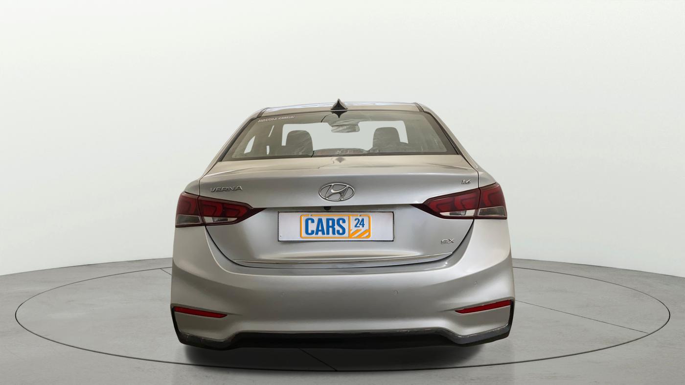 2017 Hyundai Verna 1.6 VTVT SX, Petrol, Manual, 51,750 km, Back/Rear