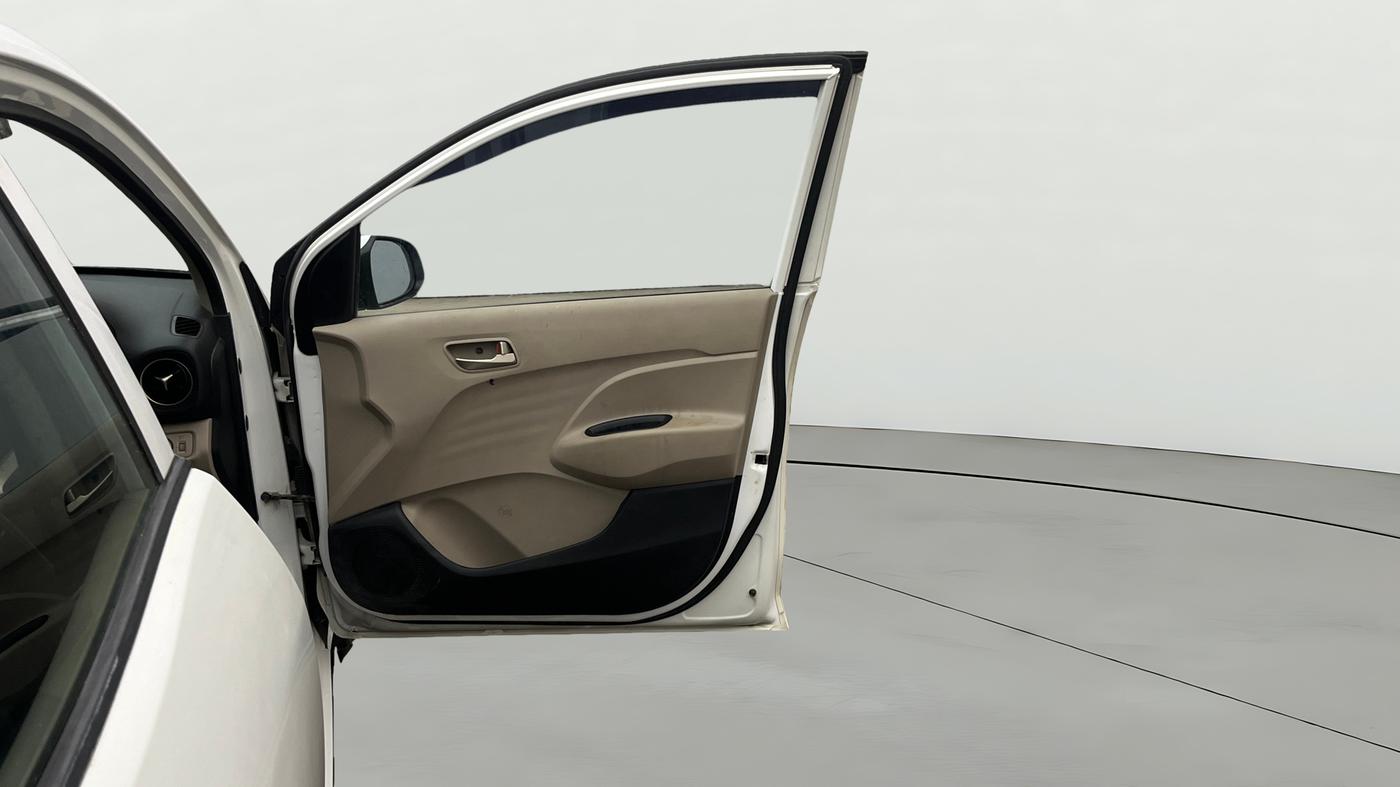2019 Hyundai NEW SANTRO SPORTZ MT, Petrol, Manual, 80,574 km, RHS Front Door
