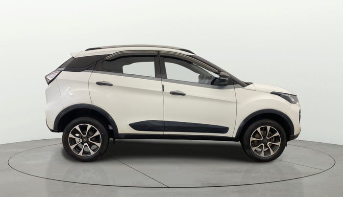 2021 Tata NEXON XM PETROL, Petrol, Manual, 60,176 km, Right Side View