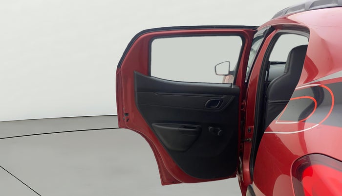 2017 Renault Kwid RXT 1.0, Petrol, Manual, 47,842 km, LHS Rear Door