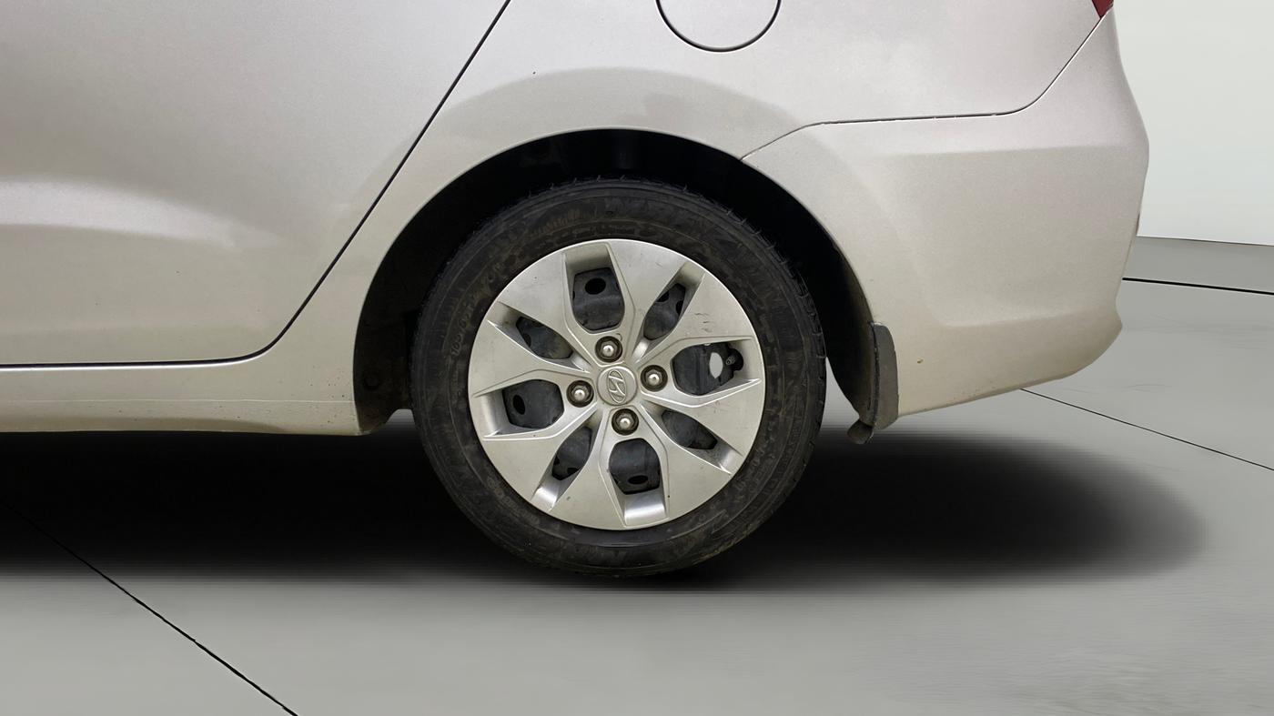 2017 Hyundai Xcent E+, CNG, Manual, 74,808 km, Left Rear Wheel