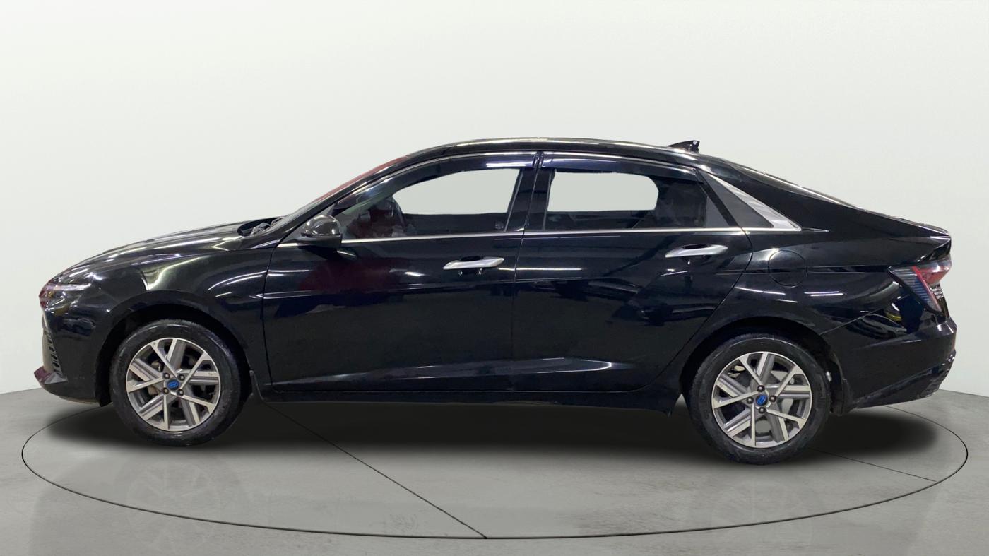 2023 Hyundai Verna SX (O) 1.5 MPI MT, Petrol, Manual, 33,101 km, Left Side