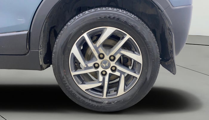 2023 Mahindra XUV300 W8 (O) 1.5 DIESEL, Diesel, Manual, 68,434 km, Left Rear Wheel