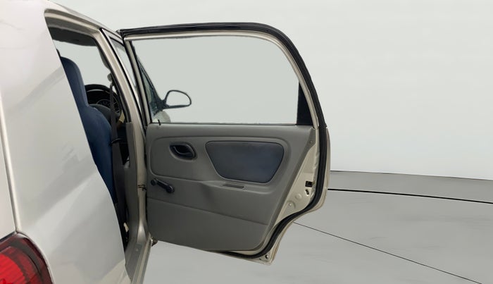 2013 Maruti Alto K10 VXI, Petrol, Manual, 97,628 km, RHS Rear Door