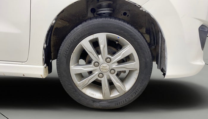 2015 Maruti Wagon R Stingray VXI, Petrol, Manual, 89,635 km, Right Front Wheel