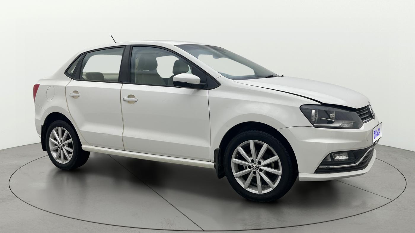 2017 Volkswagen Ameo HIGHLINE1.2L PLUS 16 ALLOY, Petrol, Manual, 71,867 km, Right Front Diagonal
