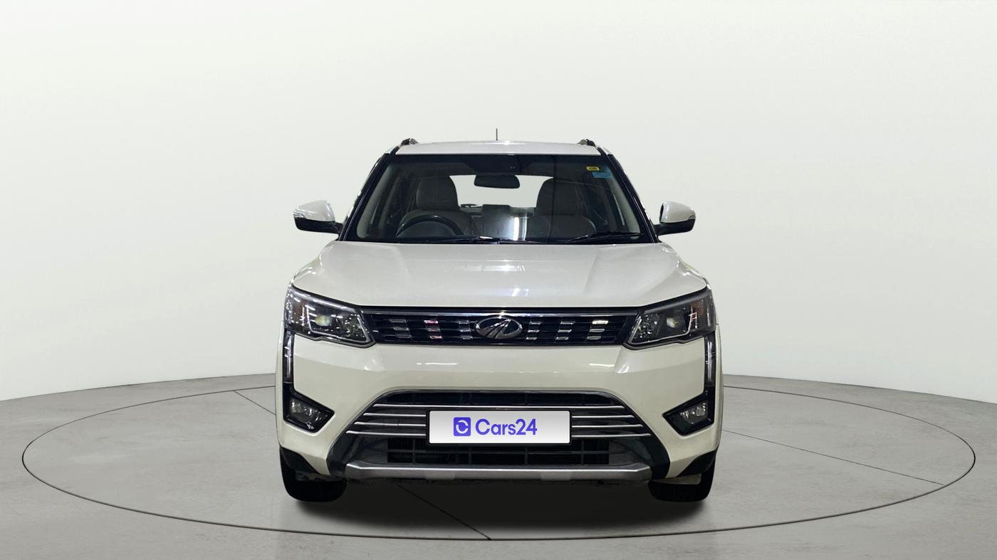 2021 Mahindra XUV300 W8 1.2 PETROL, Petrol, Manual, 67,784 km, Front