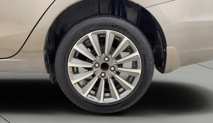 2019 Maruti Ciaz ALPHA  AT 1.5 SHVS PETROL, Petrol, Automatic, 50,804 km, Left Rear Wheel