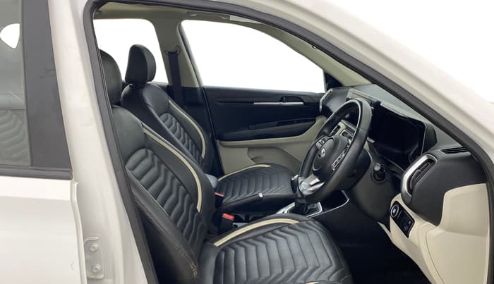 2021 KIA SONET HTX 1.5, Diesel, Manual, 26,770 km, Right Side Front Door Cabin