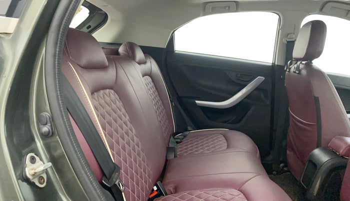 2021 Tata NEXON XM SUNROOF PETROL, Petrol, Manual, 43,865 km, Right Side Rear Door Cabin