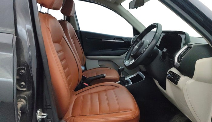 2022 KIA SONET HTX 1.0 IMT, Petrol, Manual, 24,450 km, Right Side Front Door Cabin