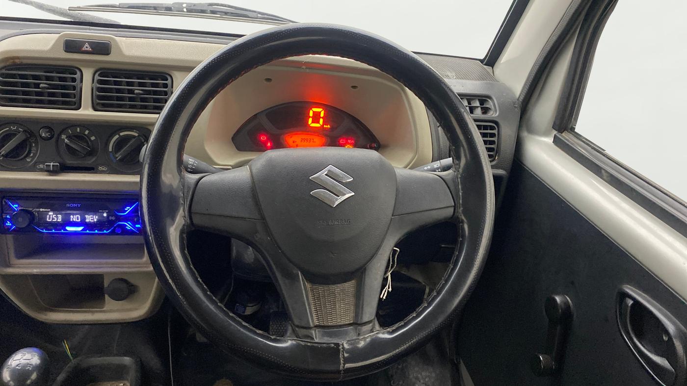 2023 Maruti Eeco 5 STR AC, Petrol, Manual, 39,910 km, Steering Wheel Close Up
