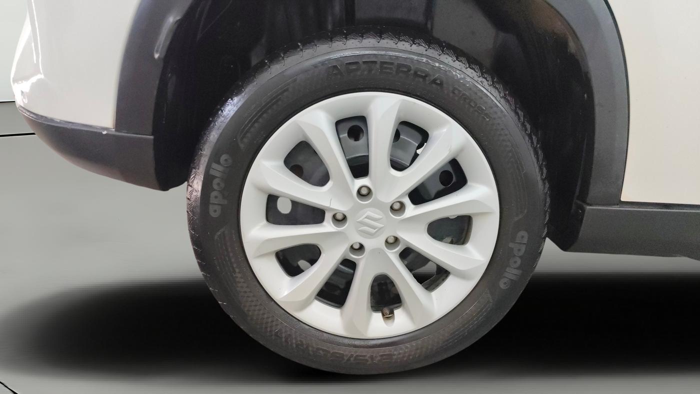 2024 Maruti Grand Vitara DELTA SMART HYBRID, Petrol, Manual, 18,879 km, Right Rear Wheel