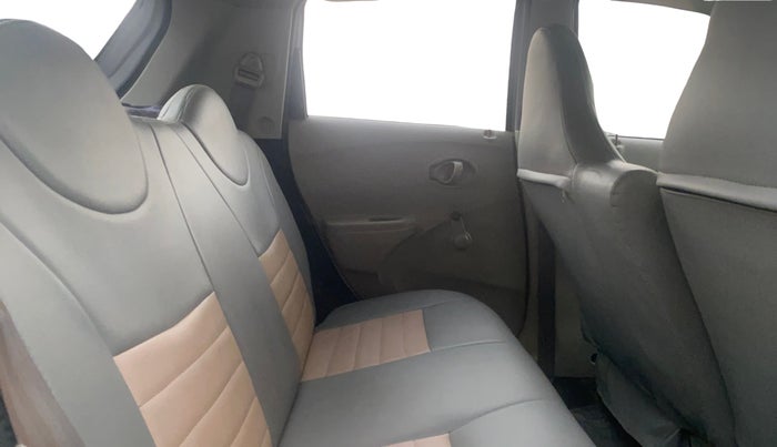 2014 Datsun Go T, Petrol, Manual, 47,056 km, Right Side Rear Door Cabin