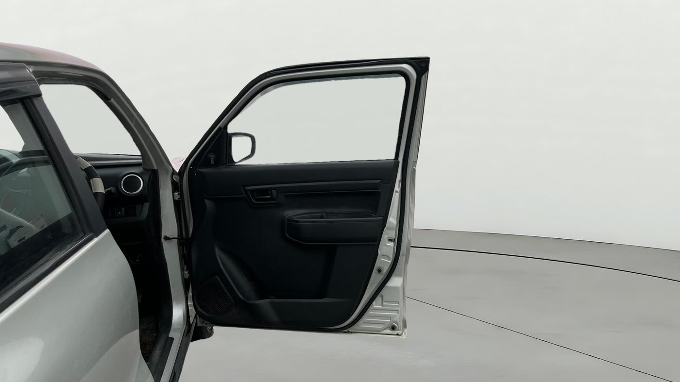 2020 Maruti S PRESSO VXI PLUS AMT, Petrol, Automatic, 32,305 km, RHS Front Door