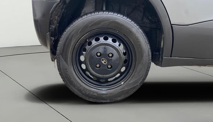 2023 Tata PUNCH PURE MT, Petrol, Manual, 41,686 km, Right Rear Wheel