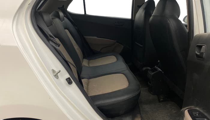 2019 Hyundai Grand i10 MAGNA AT 1.2 KAPPA VTVT, Petrol, Automatic, 79,288 km, Right Side Rear Door Cabin