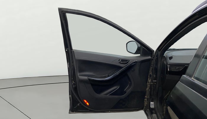 2022 Tata NEXON XZA PLUS PETROL DARK EDITION, CNG, Automatic, 41,875 km, LHS Front Door