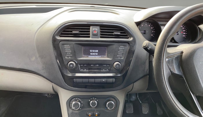2017 Tata Tiago XT PETROL, Petrol, Manual, 1,36,388 km, Air Conditioner