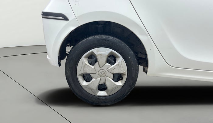 2022 Tata Tiago XT CNG, CNG, Manual, 67,346 km, Right Rear Wheel