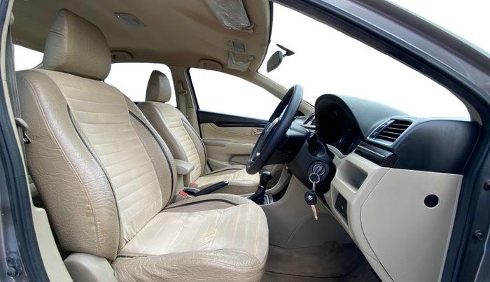 2018 Maruti Ciaz DELTA 1.4 AT PETROL, Petrol, Automatic, 92,774 km, Right Side Front Door Cabin