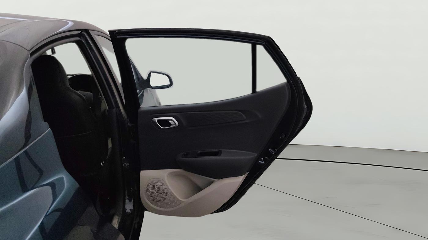 2022 Hyundai AURA SX 1.2 CNG, CNG, Manual, 22,232 km, RHS Rear Door