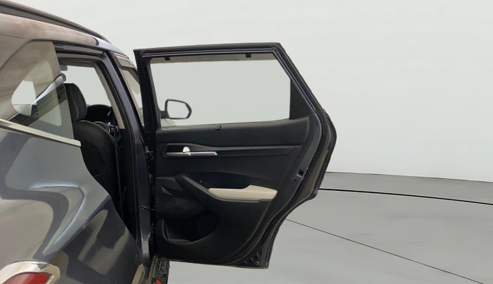 2022 KIA SELTOS HTK PLUS 1.5 IMT, Petrol, Manual, 34,293 km, RHS Rear Door