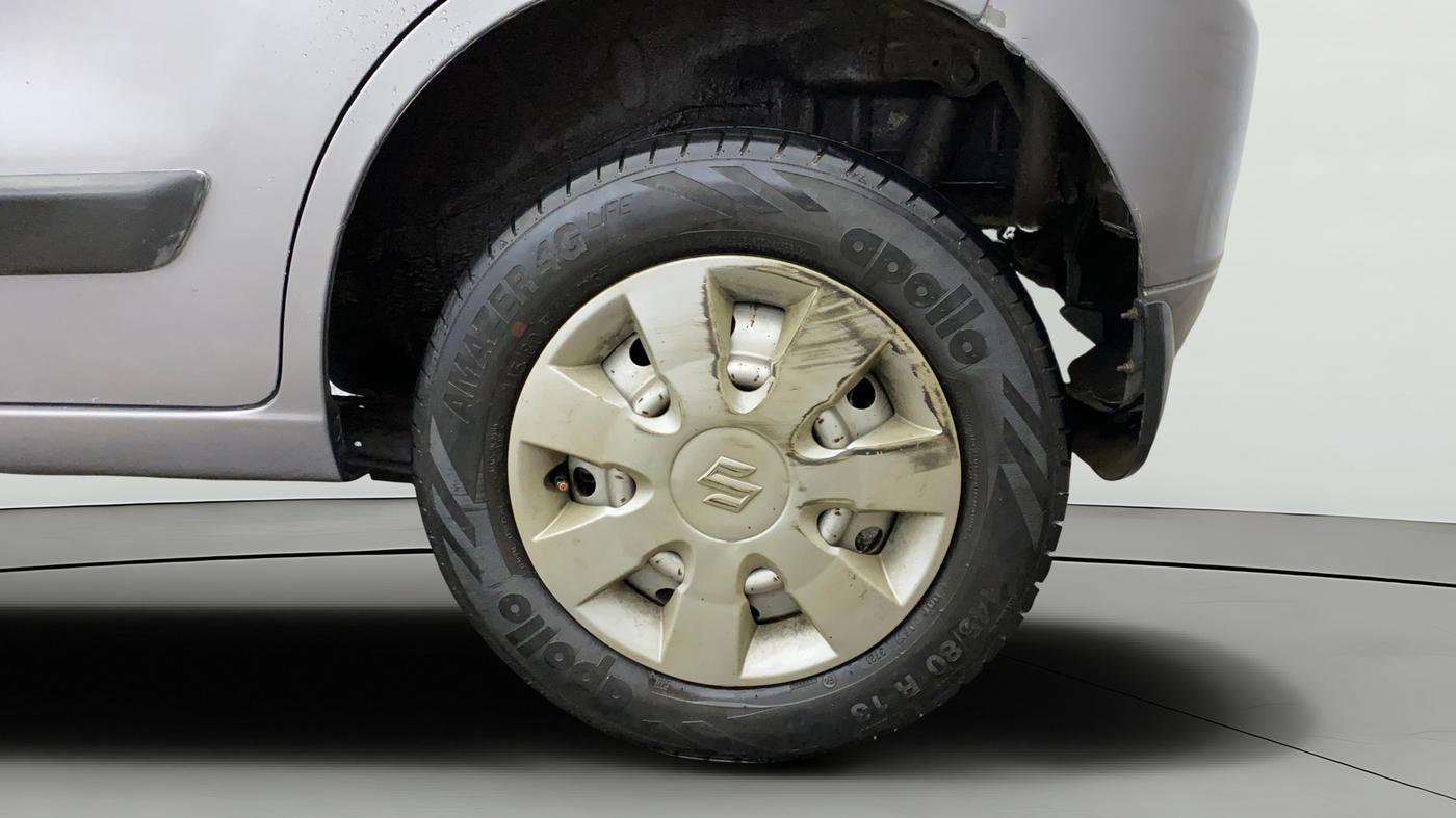 2015 Maruti Wagon R 1.0 LXI, Petrol, Manual, 63,611 km, Left Rear Wheel
