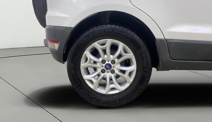 2016 Ford Ecosport TITANIUM 1.5L DIESEL, Diesel, Manual, 1,01,667 km, Right Rear Wheel