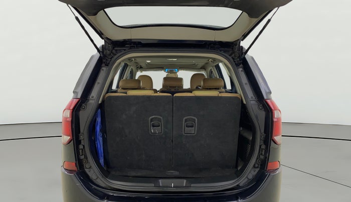 2021 Mahindra XUV500 W11 AT, Diesel, Automatic, 91,976 km, Boot Open Zoomed View