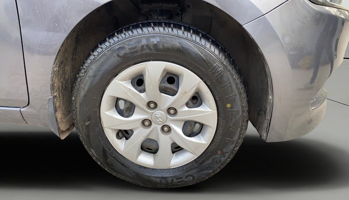 2015 Hyundai Elite i20 MAGNA 1.2, Petrol, Manual, 48,564 km, Right Front Wheel