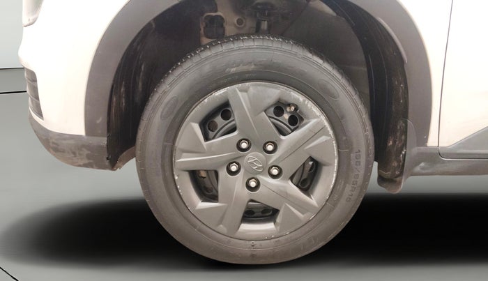 2023 Hyundai VENUE S(O) 1.2, Petrol, Manual, 89,108 km, Left Front Wheel