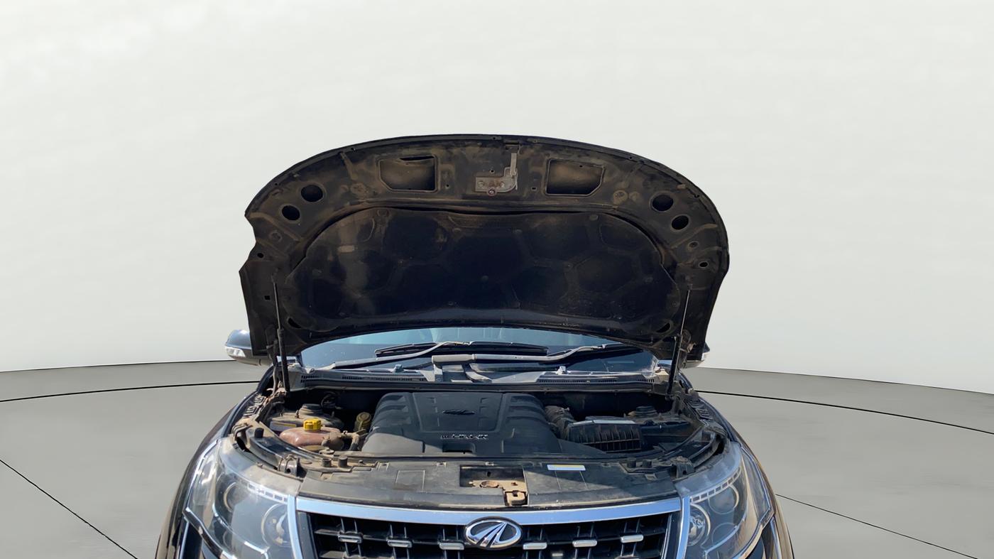 2019 Mahindra XUV500 W11 AT, Diesel, Automatic, 53,985 km, Open Bonet