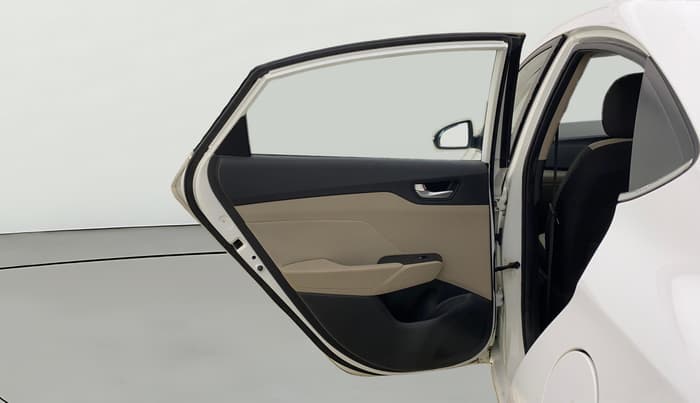 2019 Hyundai Verna 1.6 VTVT SX + AT, Petrol, Automatic, 83,868 km, LHS Rear Door
