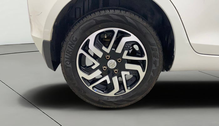 2014 Maruti Swift VXI, Petrol, Manual, 37,134 km, Right Rear Wheel