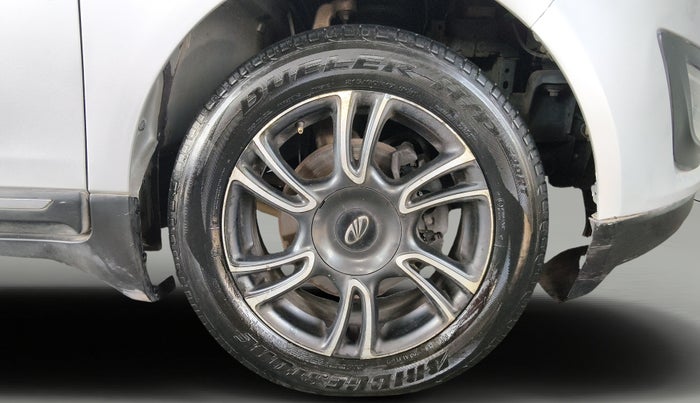 2019 Mahindra MARAZZO M8 7 STR, Diesel, Manual, 1,50,091 km, Right Front Wheel