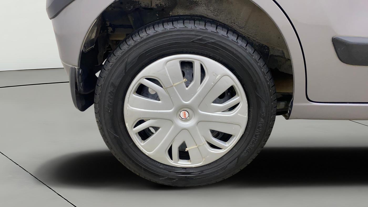 2018 Maruti New Wagon-R VXI (O) 1.0, Petrol, Manual, 51,314 km, Right Rear Wheel