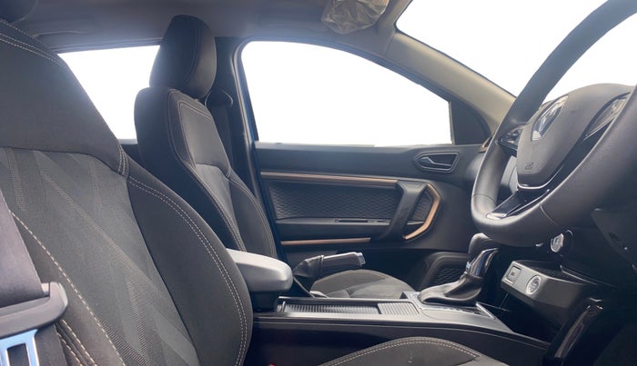 2021 Renault Kiger RXT TURBO CVT DUAL TONE, Petrol, Automatic, 38,006 km, Right Side Front Door Cabin