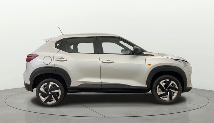 2022 Nissan MAGNITE XE, Petrol, Manual, 56,591 km, Right Side View