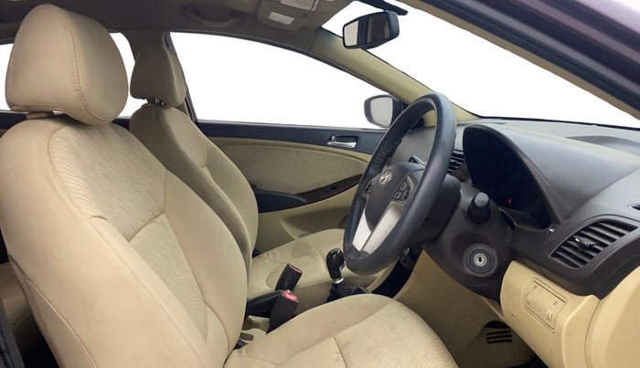 2012 Hyundai Verna FLUIDIC 1.6 VTVT SX, Petrol, Manual, 1,00,626 km, Right Side Front Door Cabin